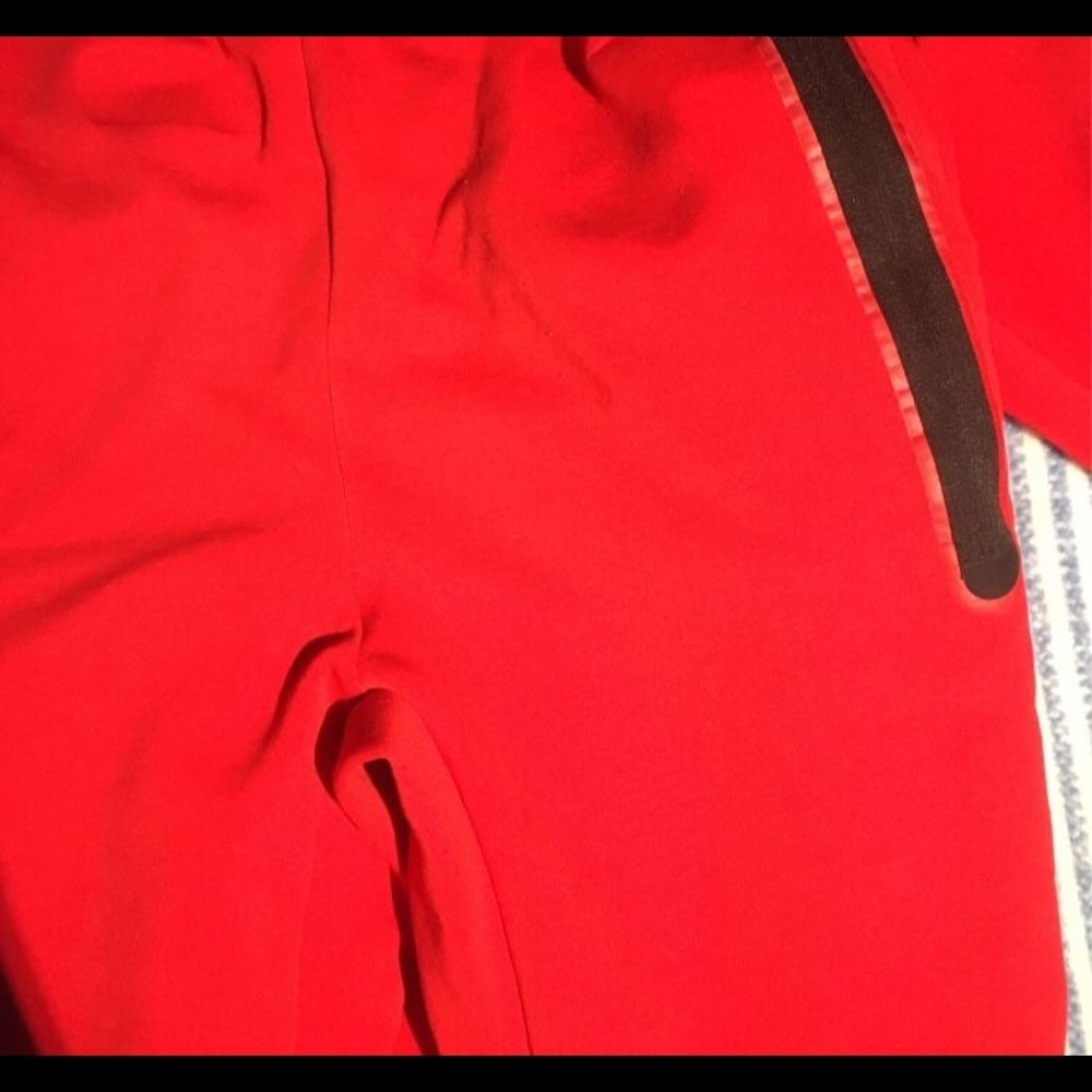 Red Nike tech fleece jumpsuit. - Picture 4 of 6
